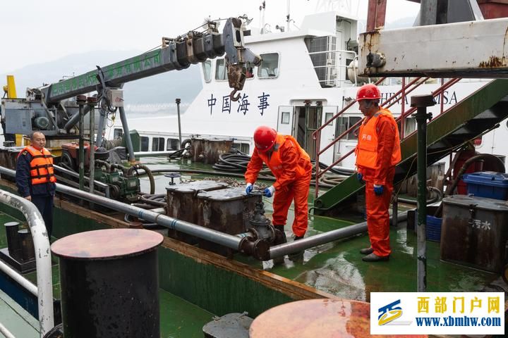 长江六日(图17) 长江六日(图17)