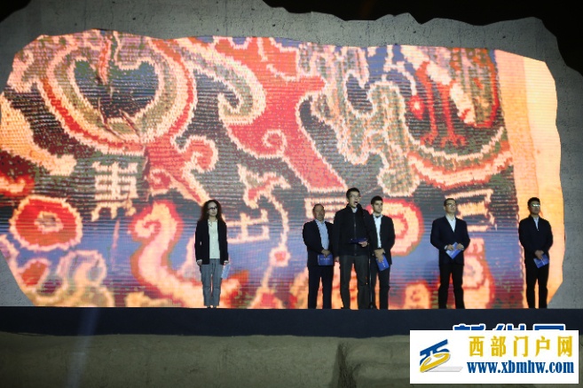 聆听历史回响 “何以中国·五星出东方”网络主题宣传活动在吐鲁番启动(图5)