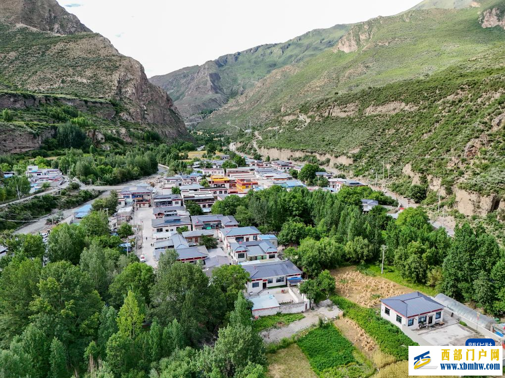 辉煌60载 魅力新西藏｜西藏朗县：农房更新展笑颜(图6)