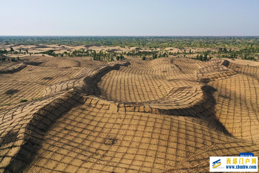 从“死亡之海”到“绿色奇迹”——库布其治沙模式走向世界(图2)