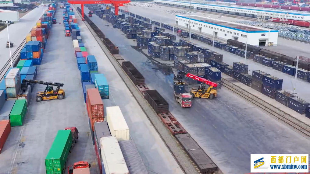 “钢铁驼队”带动中企“拓网”“出海”(图2)