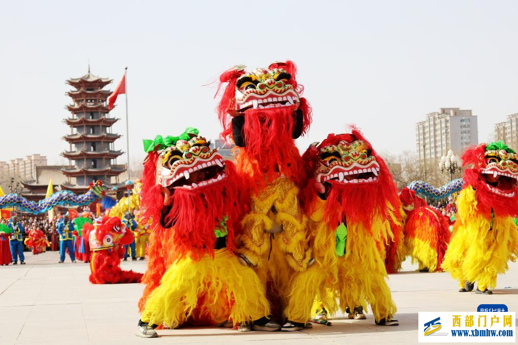 甘肃多地社火闹新春(图2)