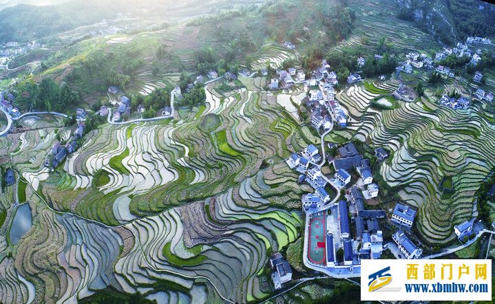 汉阴凤堰梯田：溪水长流不息 世代润泽村庄